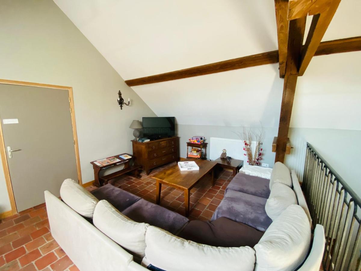 Bed and Breakfast Ferme De Montecouvez Crèvecoeur-sur-lʼEscaut Exterior foto